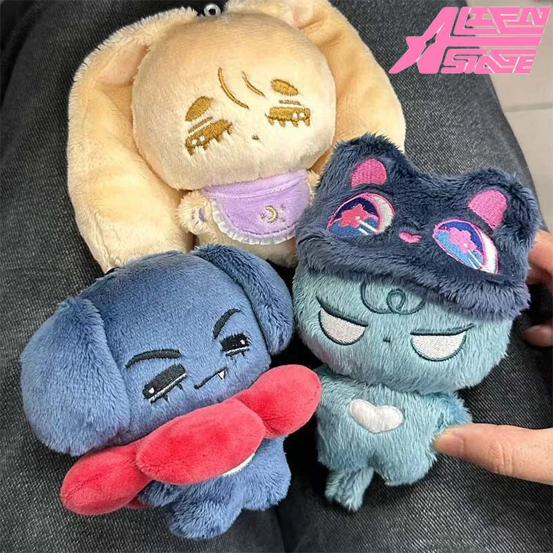 Alien Stage Ivan, Till, Luka Plushie